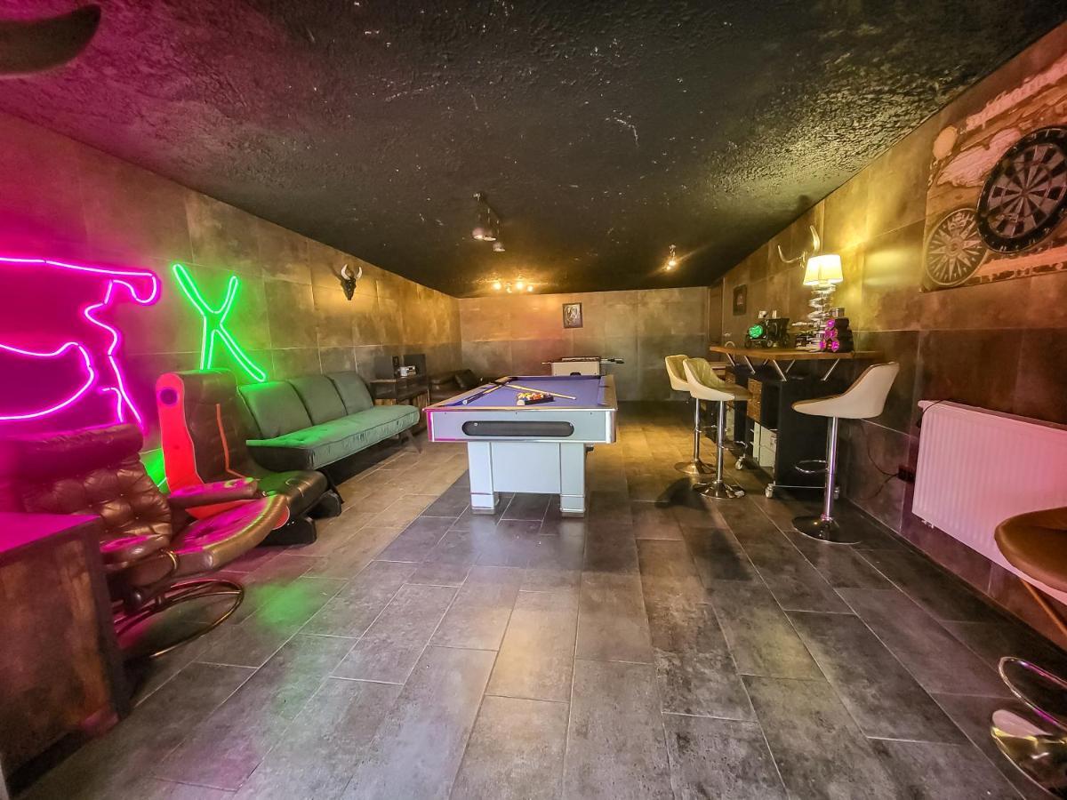 Holiday Home Vegas - House And Garten For Exclusive Use コウチェボ エクステリア 写真